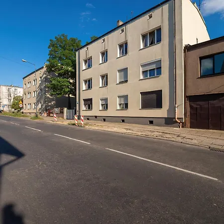 Eleganckie Studio Na 2 Pietrze Dla 4 Osob Z Antresola, Wanna I Parkingiem By Noclegi Renters Lodz  Exterior photo