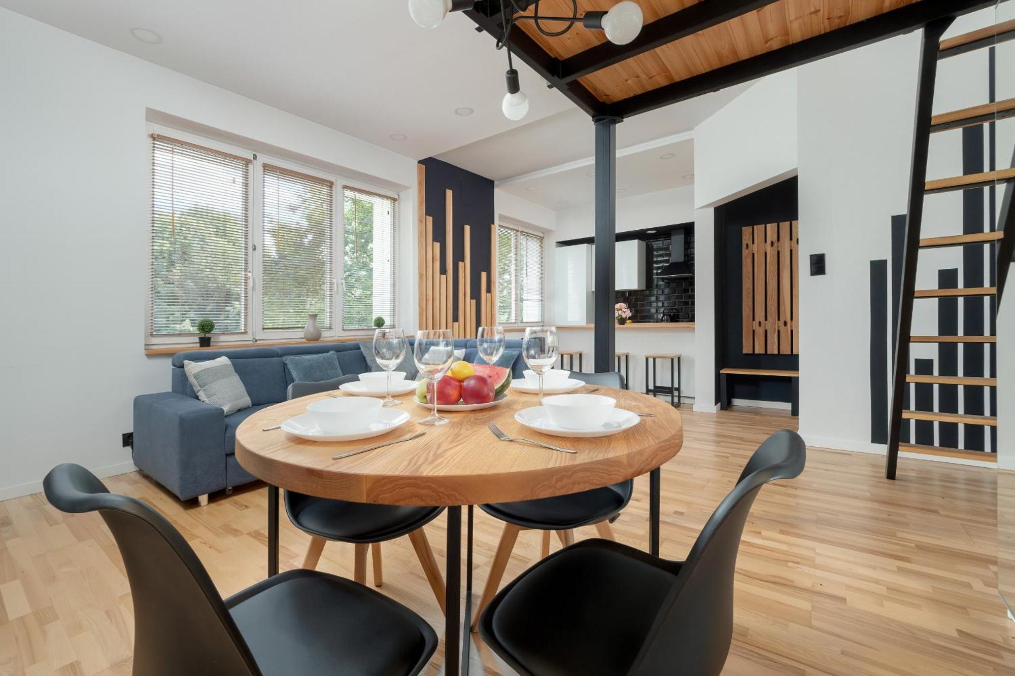 Apartment Eleganckie Na 2 Pietrze Dla 4 Osob Z Antresola, Wanna I Parkingiem By Renters